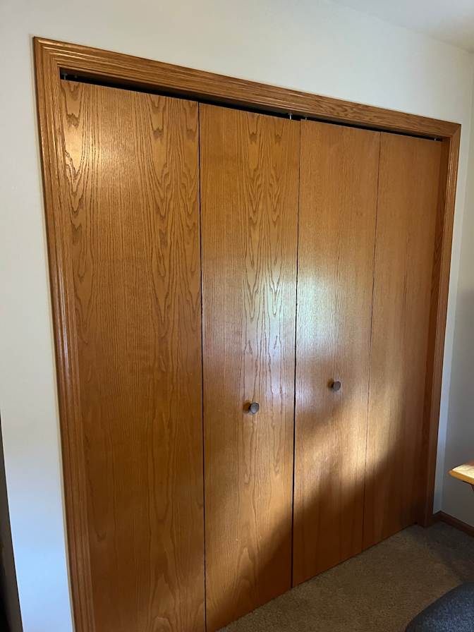 Ken's room