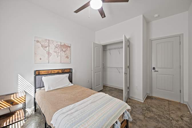 Carolina's room