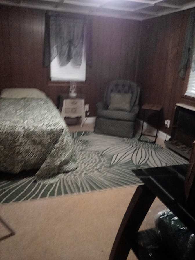 Linda's room