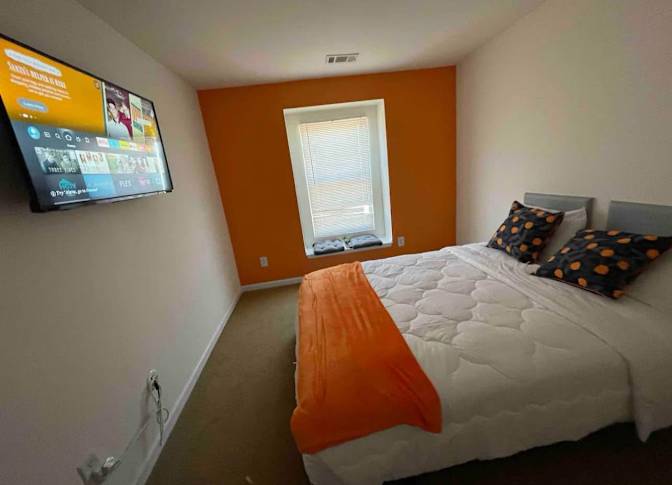 Navario's room