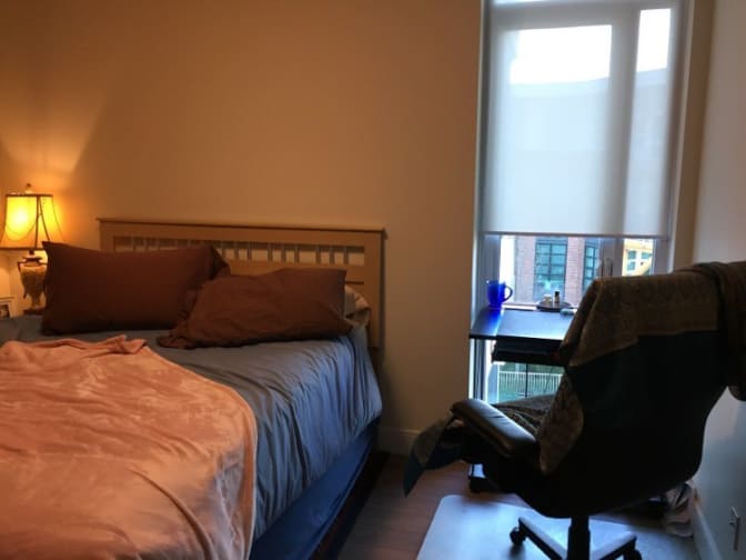 chloe ho's room