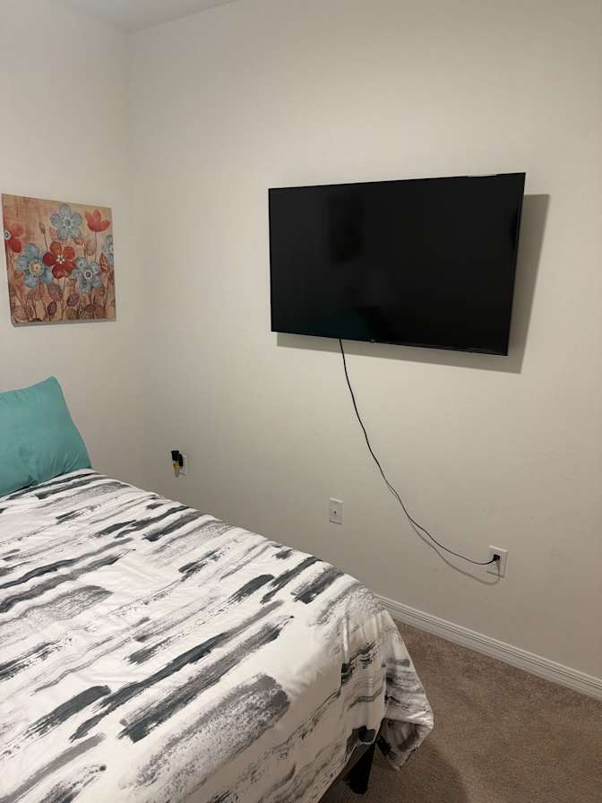 Carla's room