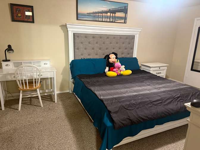 Jessica Manuela's room