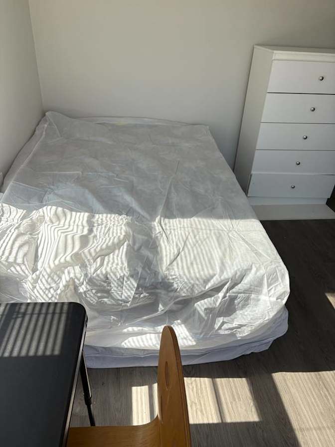 New Renovated and Furnished Room for Rent's room