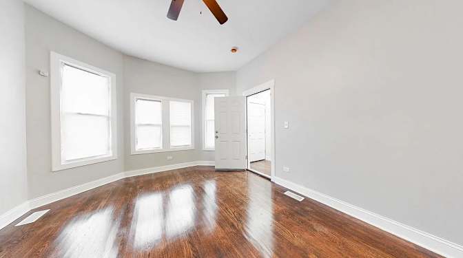 Louis's room