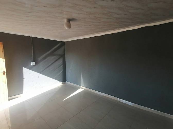 Sibusiso's room