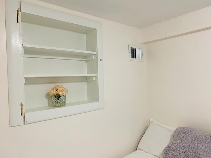 EAST COAST's room
