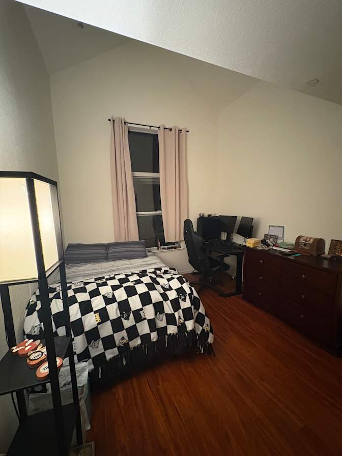 Eddie's room