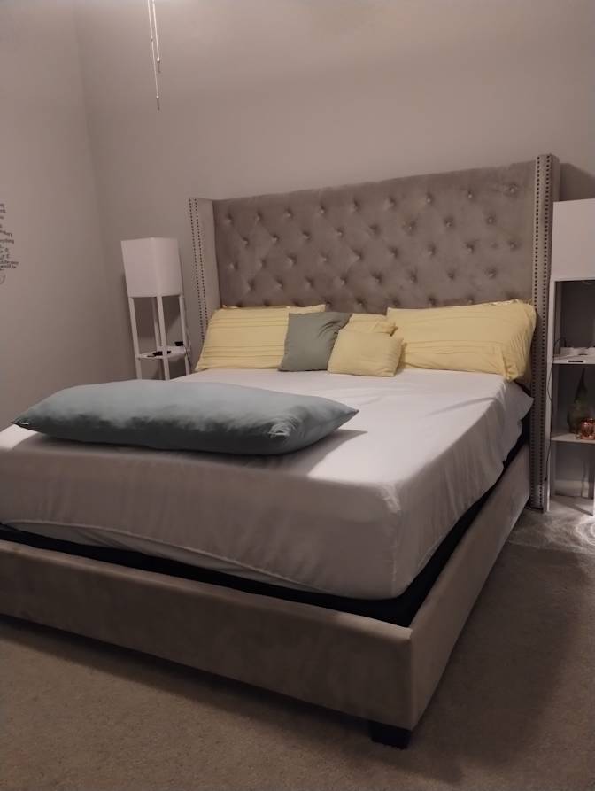 Halima Amal El's room