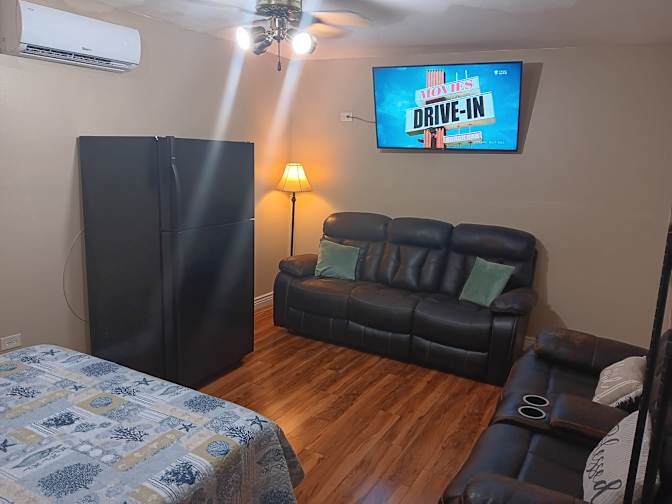 Erik's room