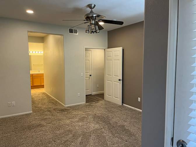 Bryan Contreras's room