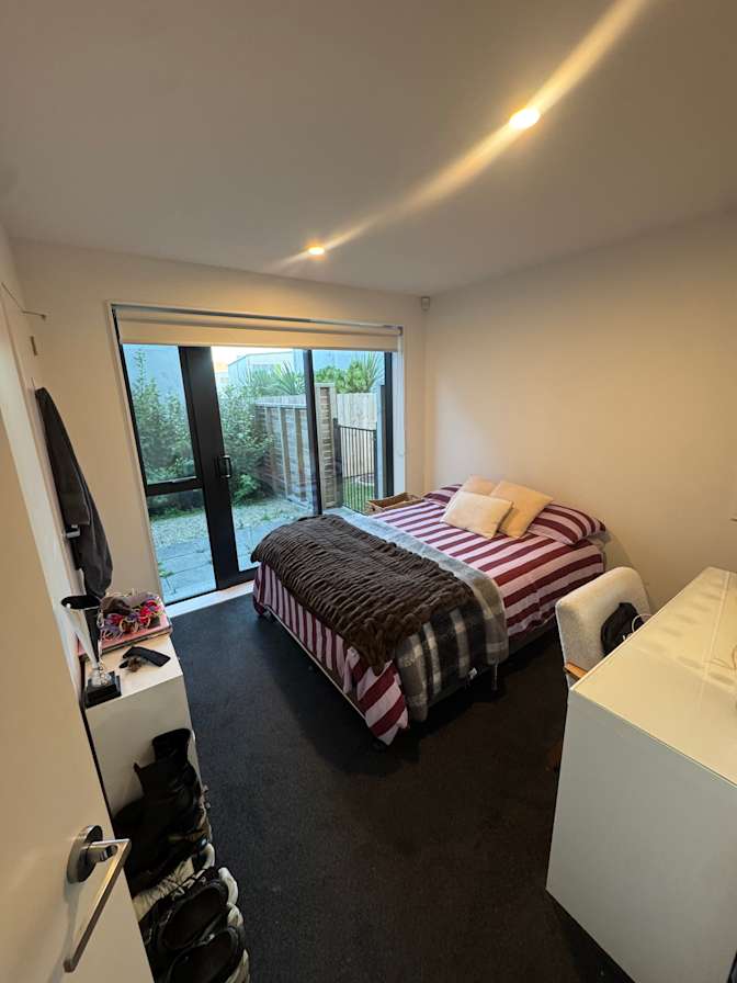 Destiny's room
