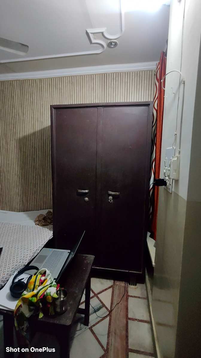 Mahak gautam's room