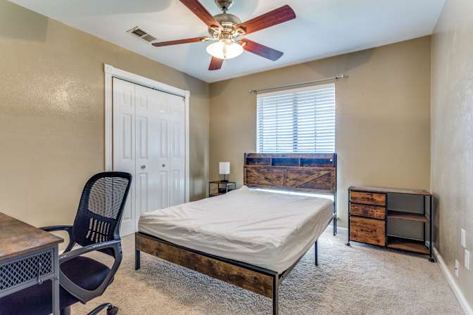 PadSplit's room
