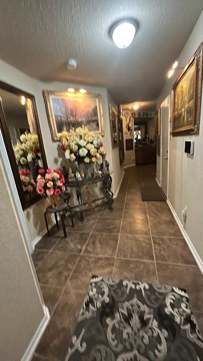 Eryc's room