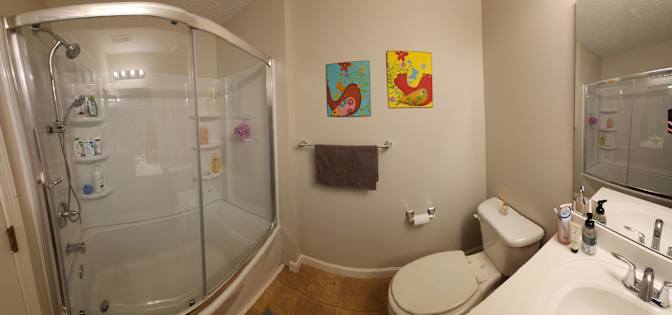 Ma'ayan Shahar's room