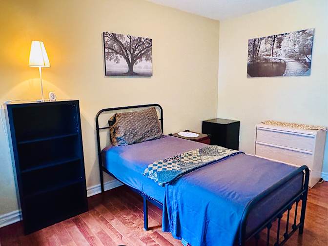 Mark's room