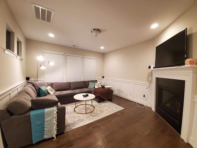 Alcove Rooms's room