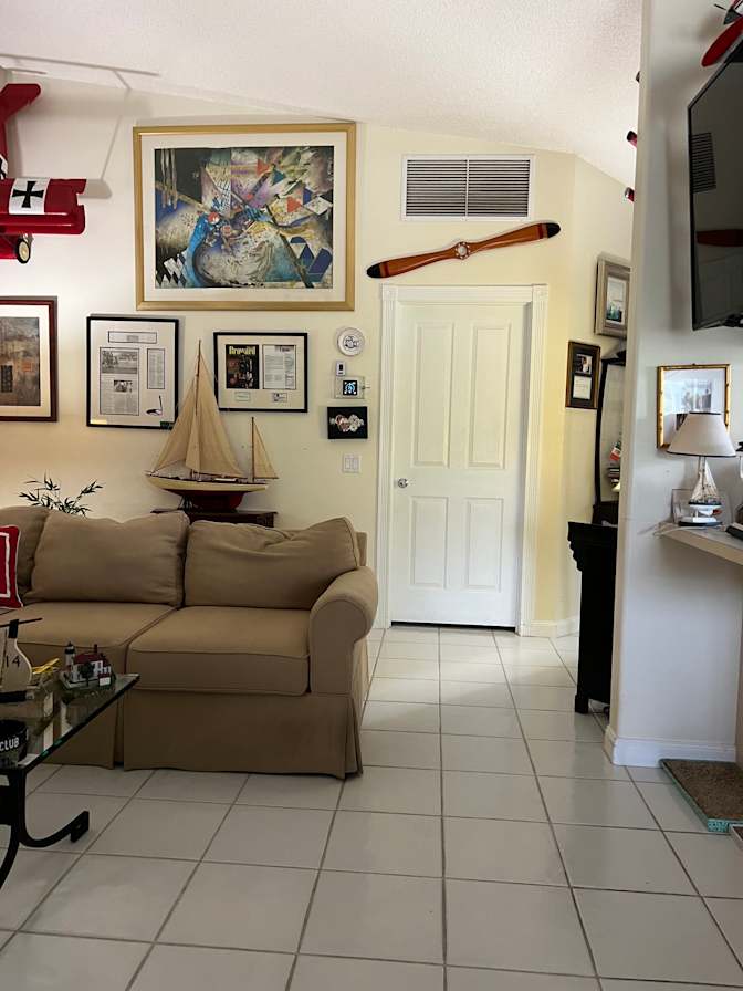 Robert Rodenberg's room