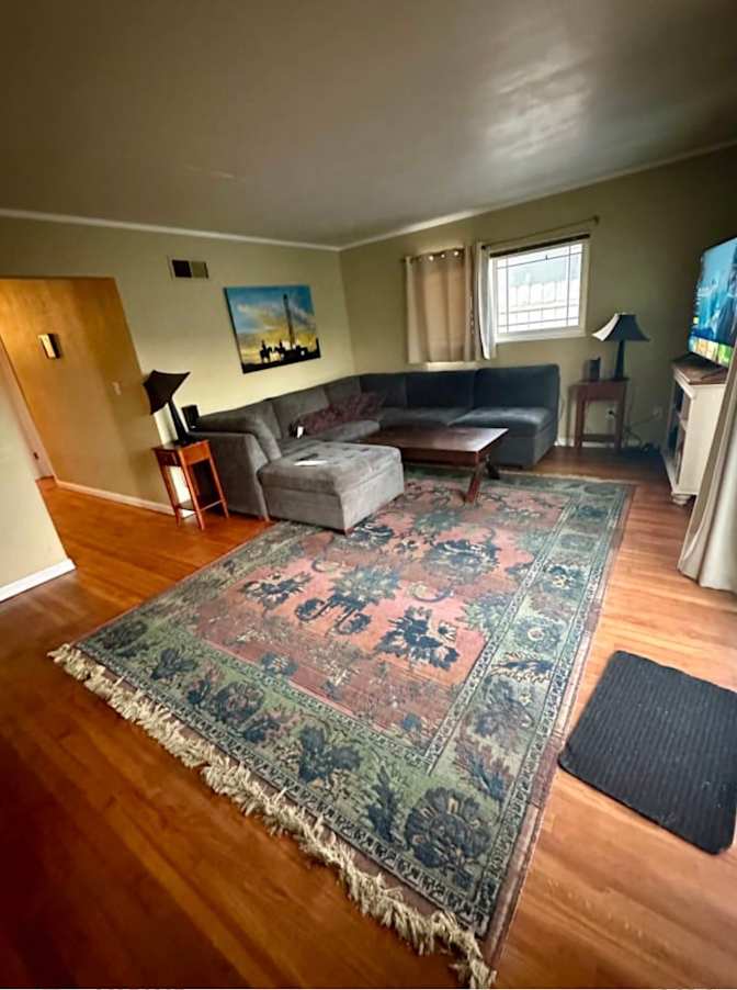 Anno's room