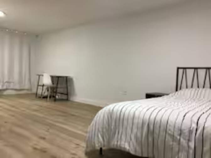 Mengyi Huang's room