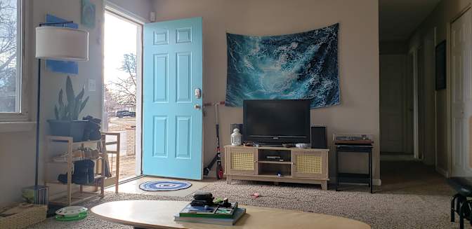 Ren's room