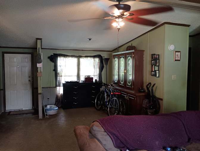 Lisa's room