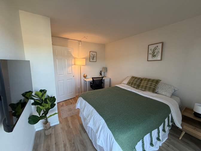 Mary Sky's room