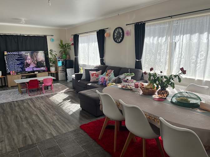 Yolanda's room