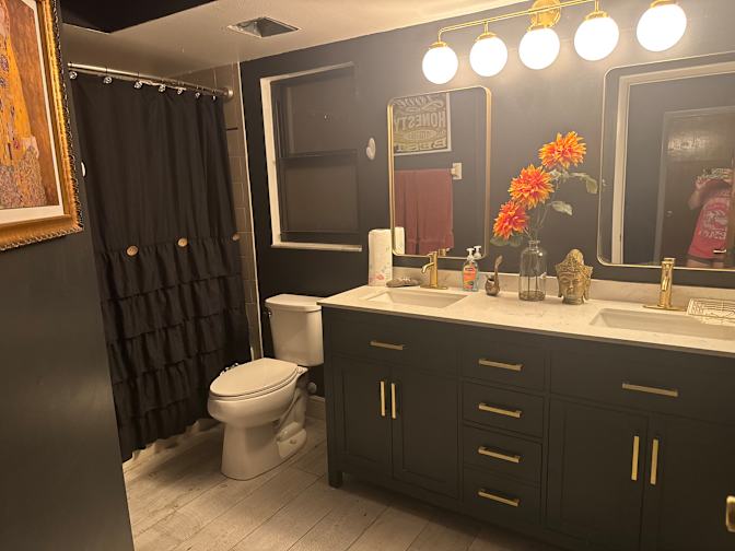 Ash's room