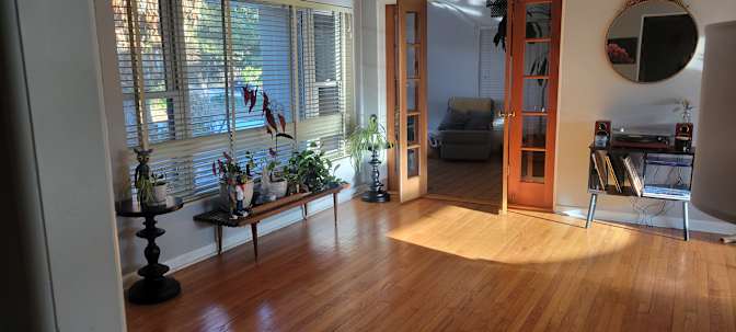 Pei-Jou's room