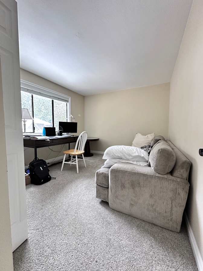 Linda's room