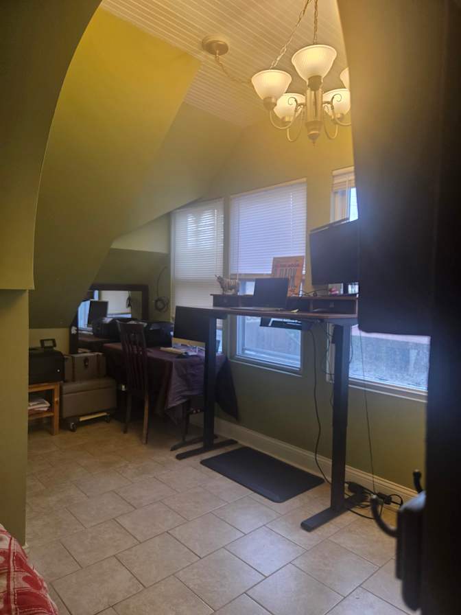 Traci's room