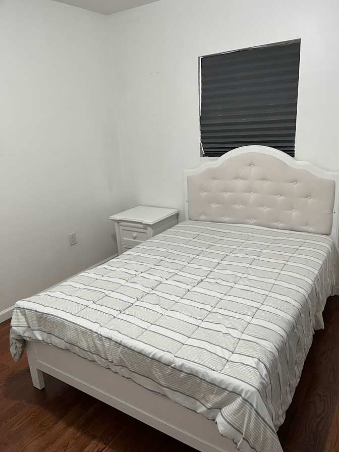 Orlando Medina's room