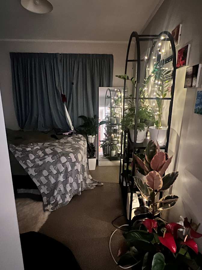 Pratha's room