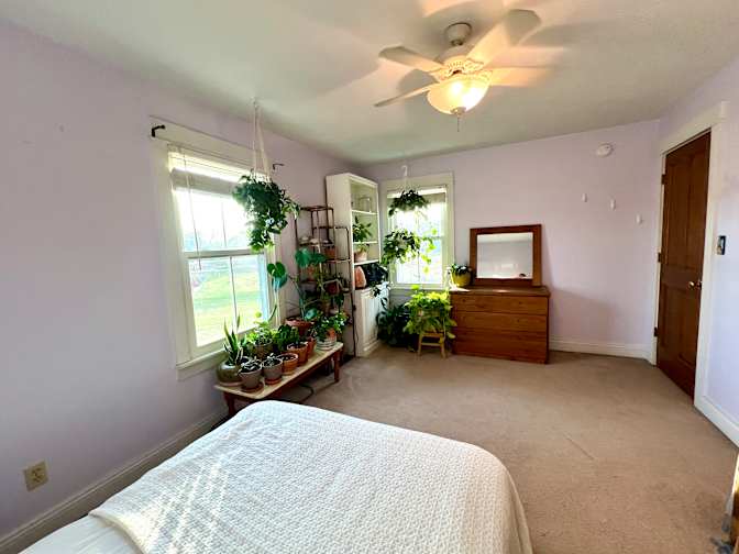 Ron's room