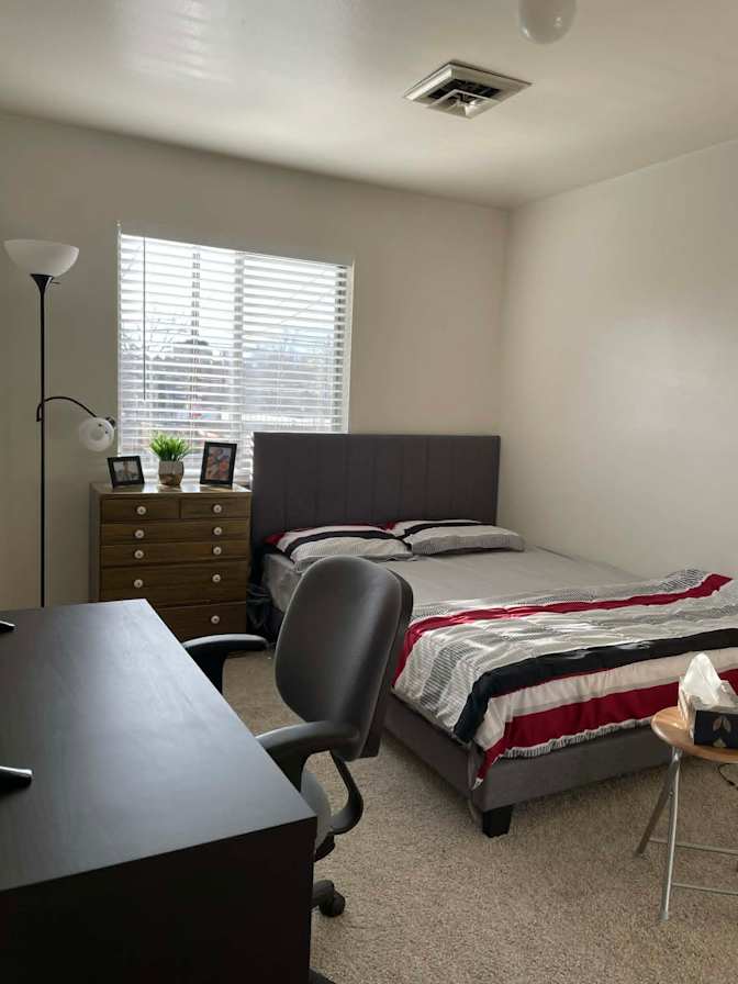 Nagma's room
