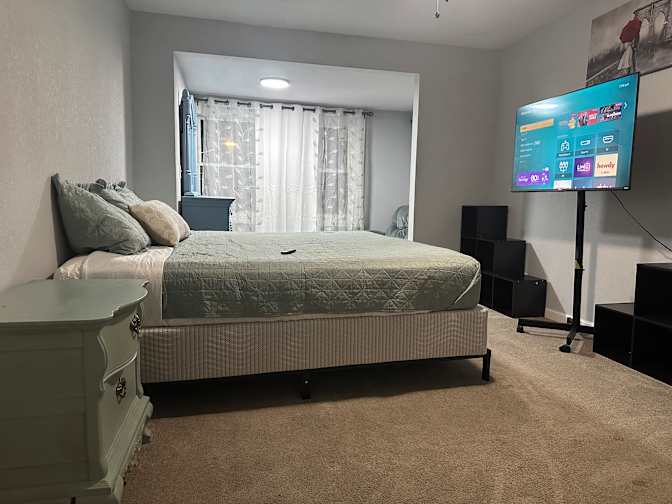 Ana's room