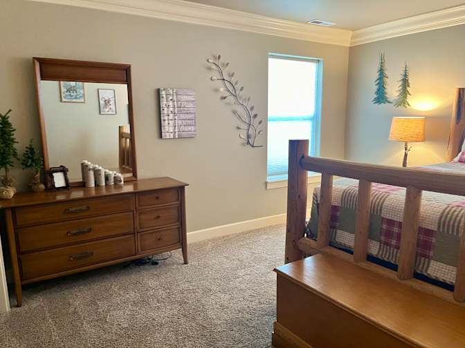Mike & Tammy's room