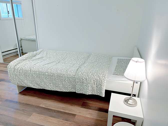 Shahram's room