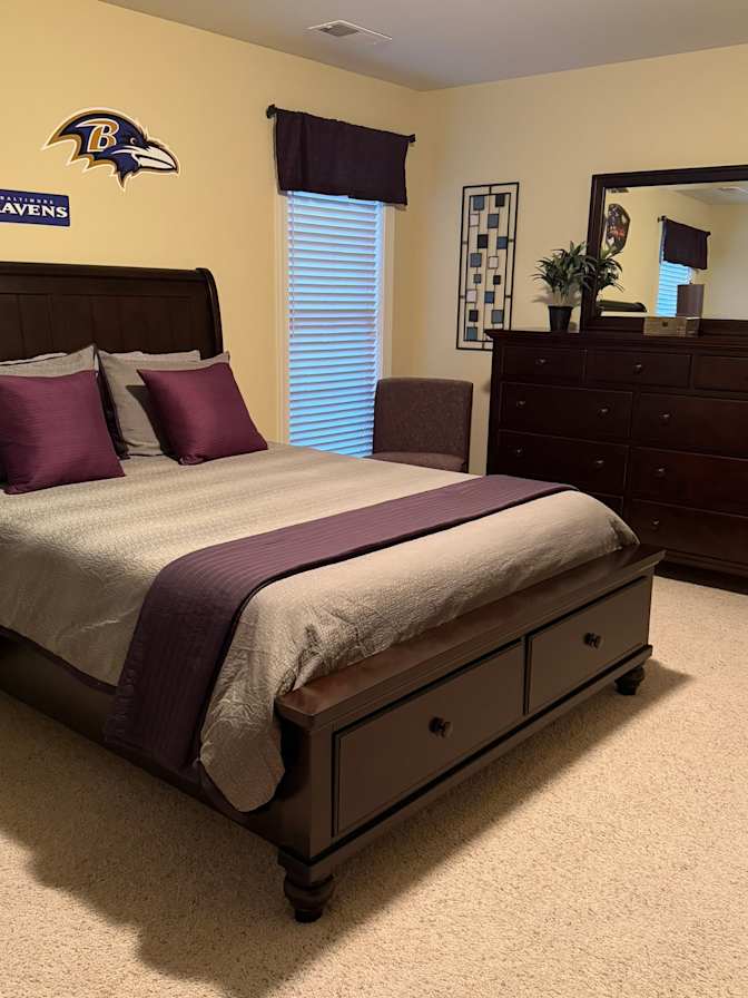 Cather Cheese's room