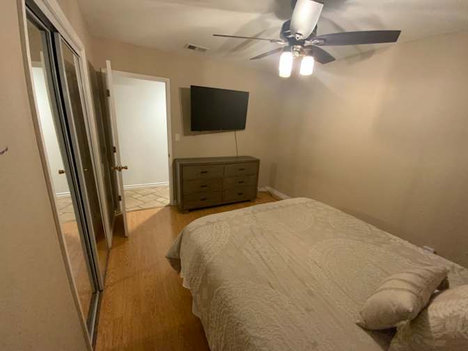 Jose's room