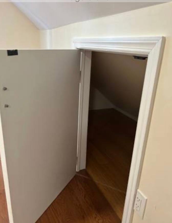 D's room