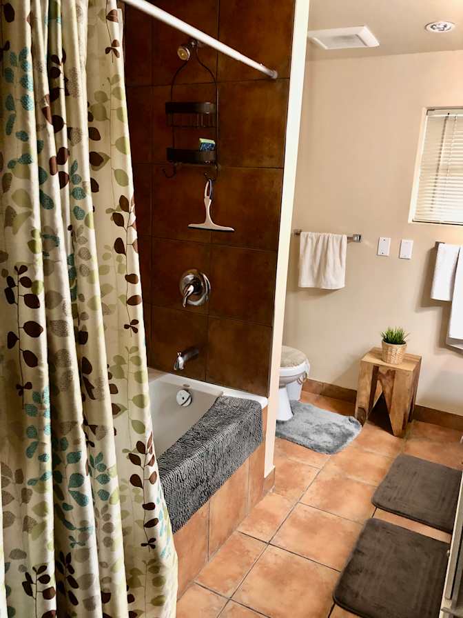 Jen's room