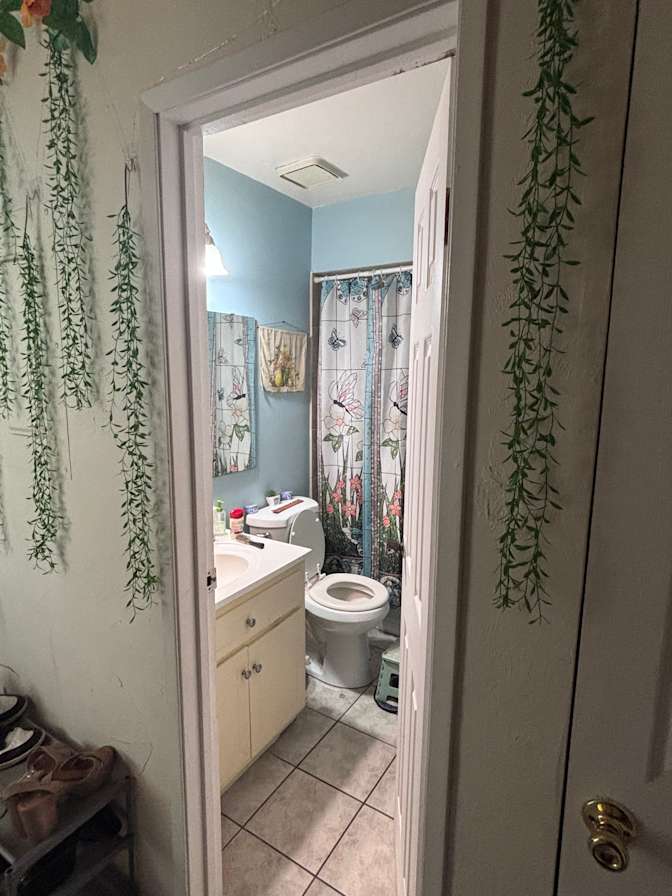 xavier brown's room