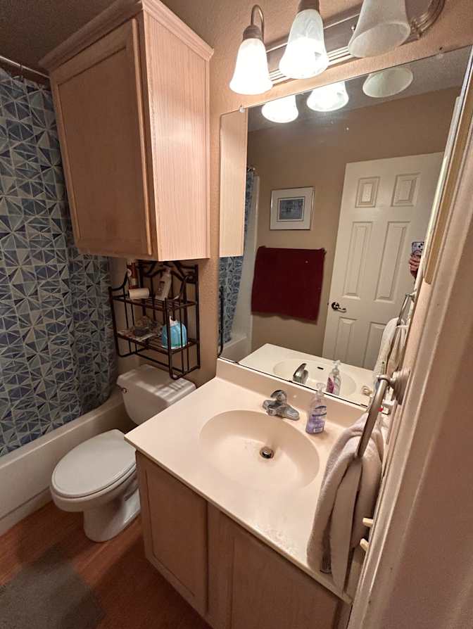Heidi Jones's room