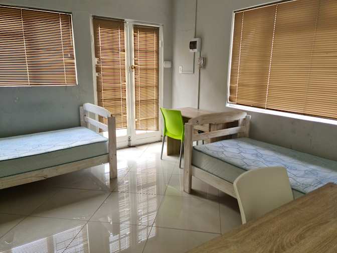 Retha's room
