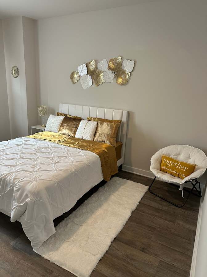 Amoya's room