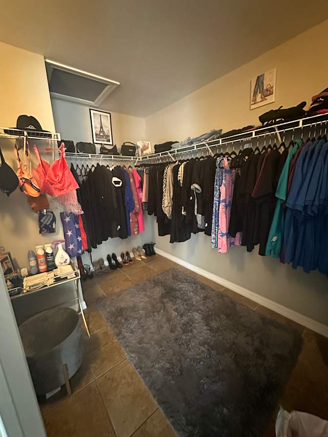Mia's room