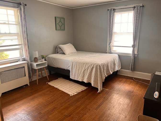 Sol's room